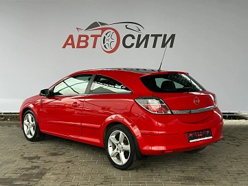 Opel Astra, 2009г., передний привод, автомат
