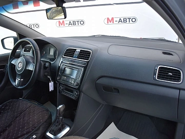 Volkswagen Polo, 2014г., передний привод, автомат