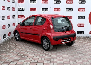 Peugeot 107, 2007г., передний привод, робот