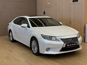 Lexus ES, 2014г