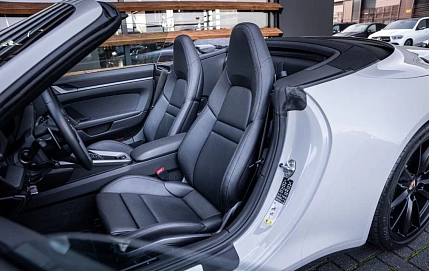 Porsche 911, 2024г., полный привод, робот