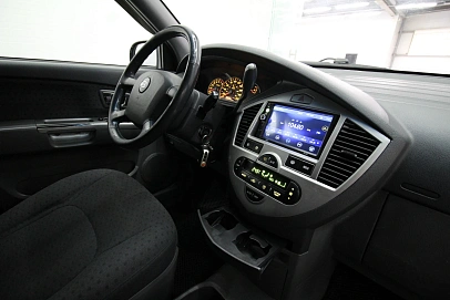 Kia Carens, 2006г., передний привод, автомат