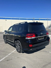 Toyota Land Cruiser, 2018г., полный привод, автомат