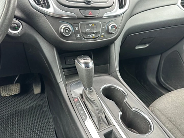 Chevrolet Equinox, 2018г., передний привод, автомат