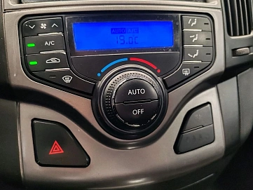 Hyundai i30, 2011г., передний привод, автомат