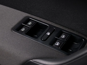 Volkswagen Polo, 2013г., передний привод, автомат