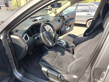 Nissan X-Trail, 2015г., полный привод, вариатор