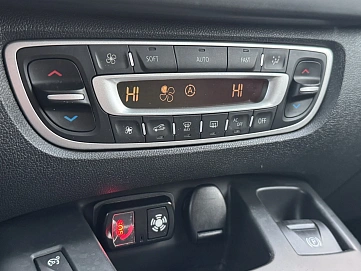 Renault Scenic, 2013г., передний привод, механика
