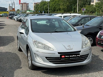 Peugeot 408, 2013г., передний привод, механика