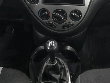 Ford Focus, 2004г., передний привод, механика