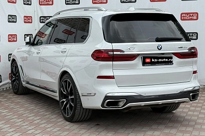 BMW X7, 2022г., передний привод, автомат