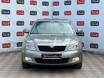 Skoda Octavia, 2009г., передний привод, робот