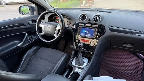 Ford Mondeo, 2010г., передний привод, автомат