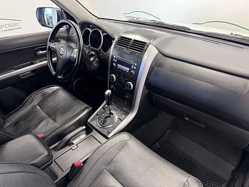 Suzuki Grand Vitara, 2011г., полный привод, автомат