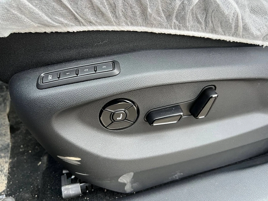 Volkswagen Tiguan, 2025г., полный привод, робот
