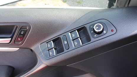 Volkswagen Tiguan, 2013г., передний привод, механика