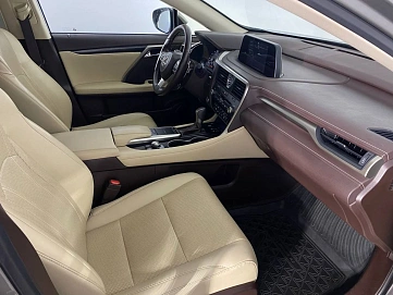 Lexus RX, 2019г., полный привод, автомат