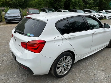 BMW 1 серии, 2017г, задний привод, автомат