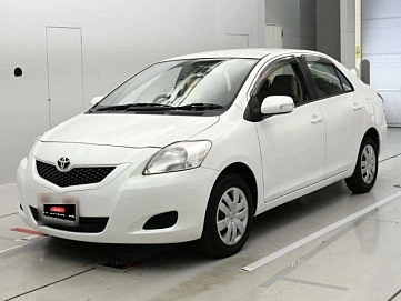 Toyota Belta, 2011г, передний привод, вариатор