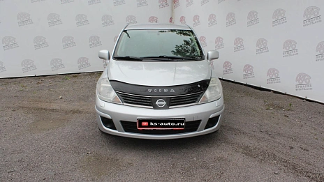 Nissan Tiida, 2008г., передний привод, механика