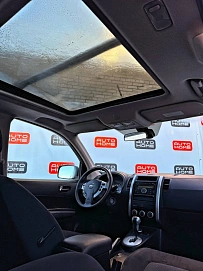 Nissan X-Trail, 2011г., передний привод, вариатор