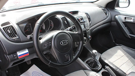 Kia Cerato, 2010г., передний привод, механика