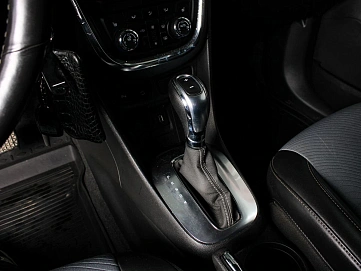 Opel Mokka, 2014г., передний привод, автомат