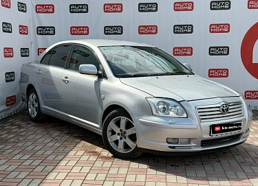 Toyota Avensis, 2005г., передний привод, автомат