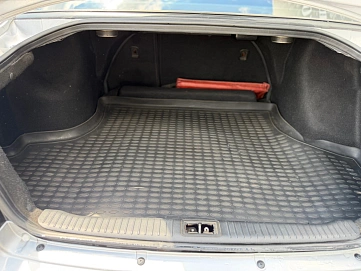 Hyundai Sonata, 2006г., передний привод, механика