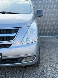 Hyundai Grand Starex, 2011г., задний привод, автомат
