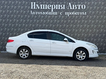 Peugeot 408, 2013г., передний привод, механика