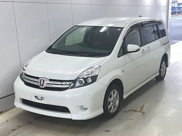 Toyota ISis, 2017г, полный привод, вариатор