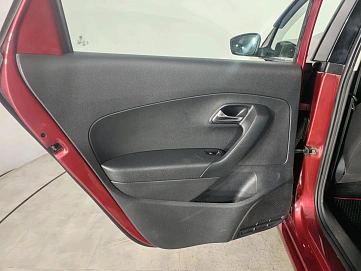 Volkswagen Polo, 2011г., передний привод, механика