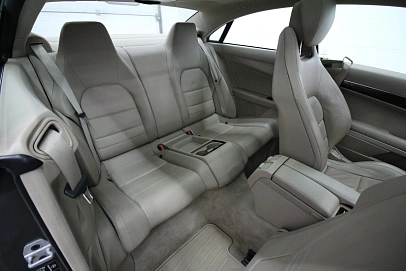 Mercedes-Benz E-Класс, 2012г., задний привод, автомат