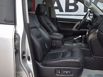 Toyota Land Cruiser, 2011г., полный привод, автомат