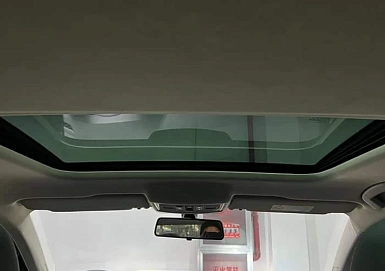 Volkswagen Lavida, 2022г., передний привод, робот