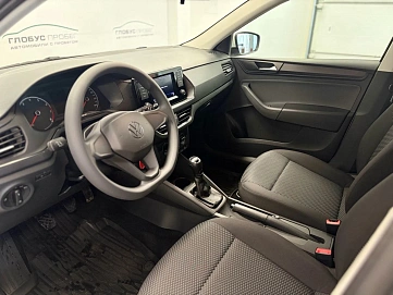 Volkswagen Polo, 2020г., передний привод, механика