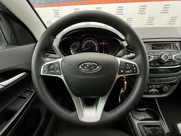 Lada (ВАЗ) Vesta, 2019г., передний привод, механика