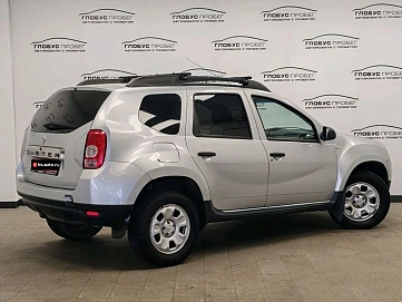 Renault Duster, 2014г, полный привод, механика