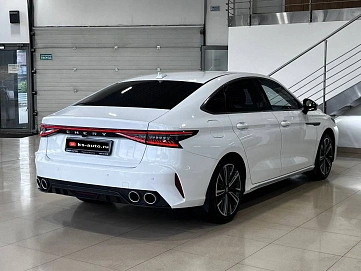 Chery Arrizo 8, 2023г., передний привод, робот