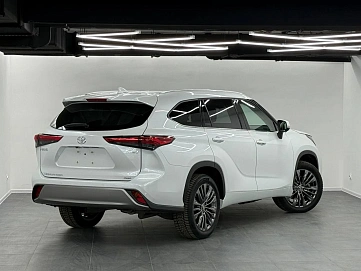 Toyota Highlander, 2026г., полный привод, автомат