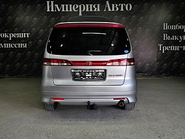 Honda Elysion, 2009г., передний привод, автомат