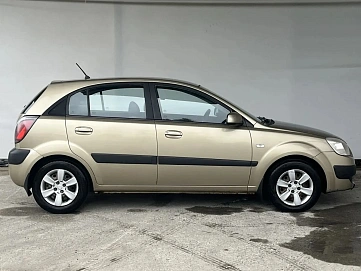 Kia Rio, 2007г., передний привод, механика