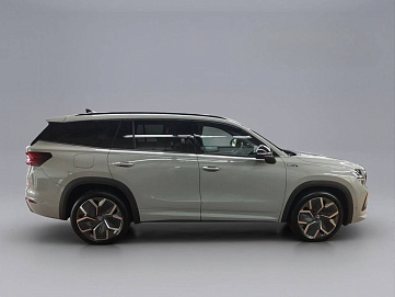 Skoda Kodiaq, 2026г, передний привод, робот