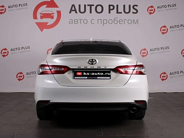 Toyota Camry, 2019г., передний привод, автомат