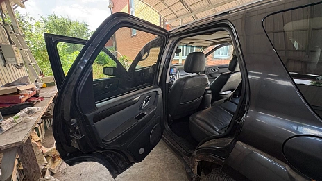 Ford Escape, 2008г, полный привод, автомат
