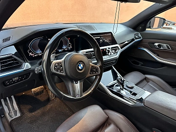 BMW 3 серии, 2020г., задний привод, автомат