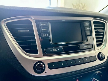 Hyundai Solaris, 2017г., передний привод, автомат