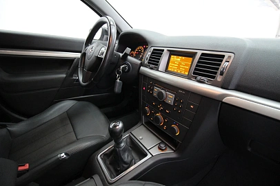Opel Vectra, 2007г., передний привод, механика