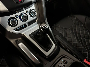 Ford Focus, 2012г., передний привод, механика